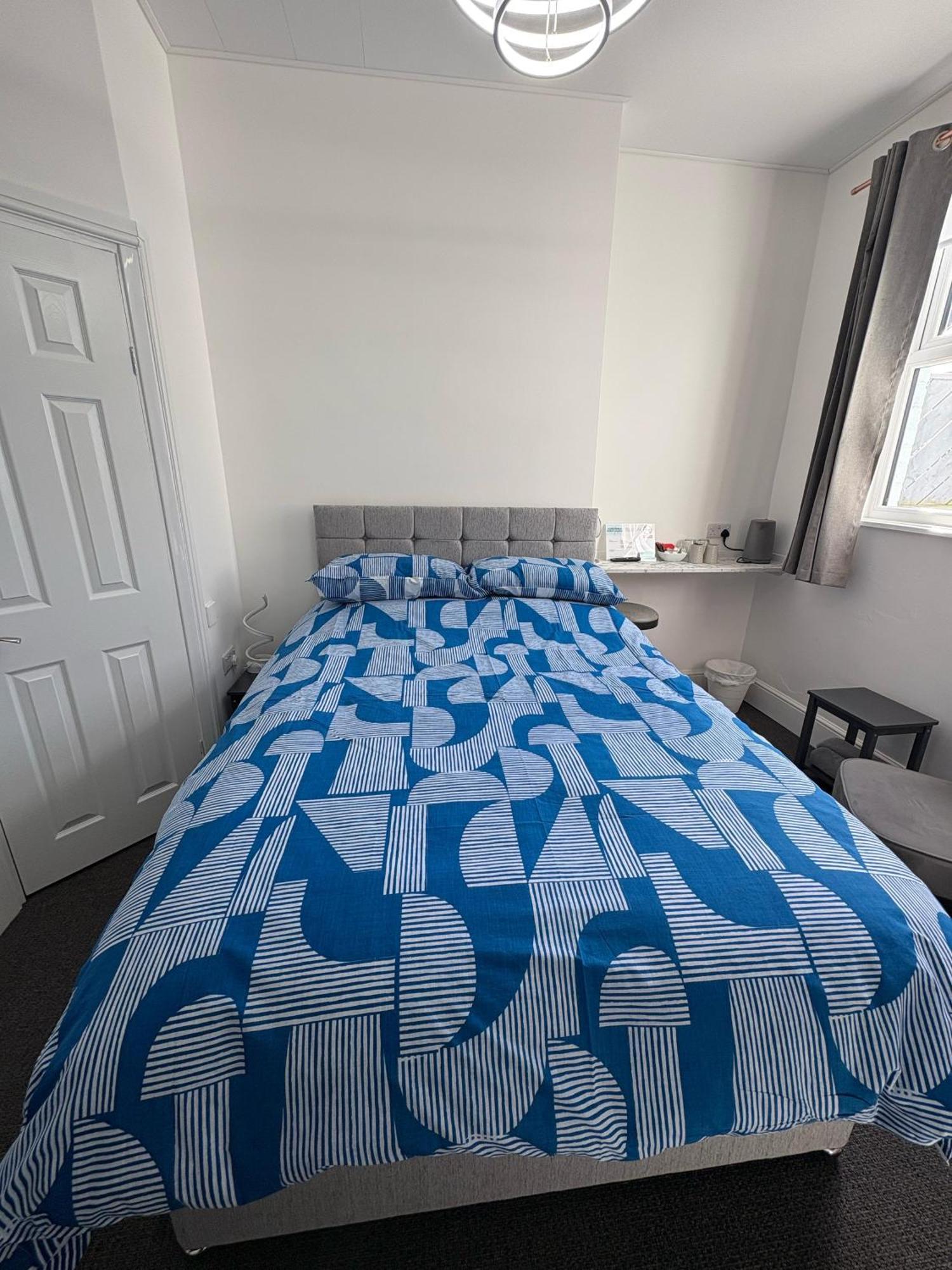 Ashburnam Guest House Хорнсий Екстериор снимка